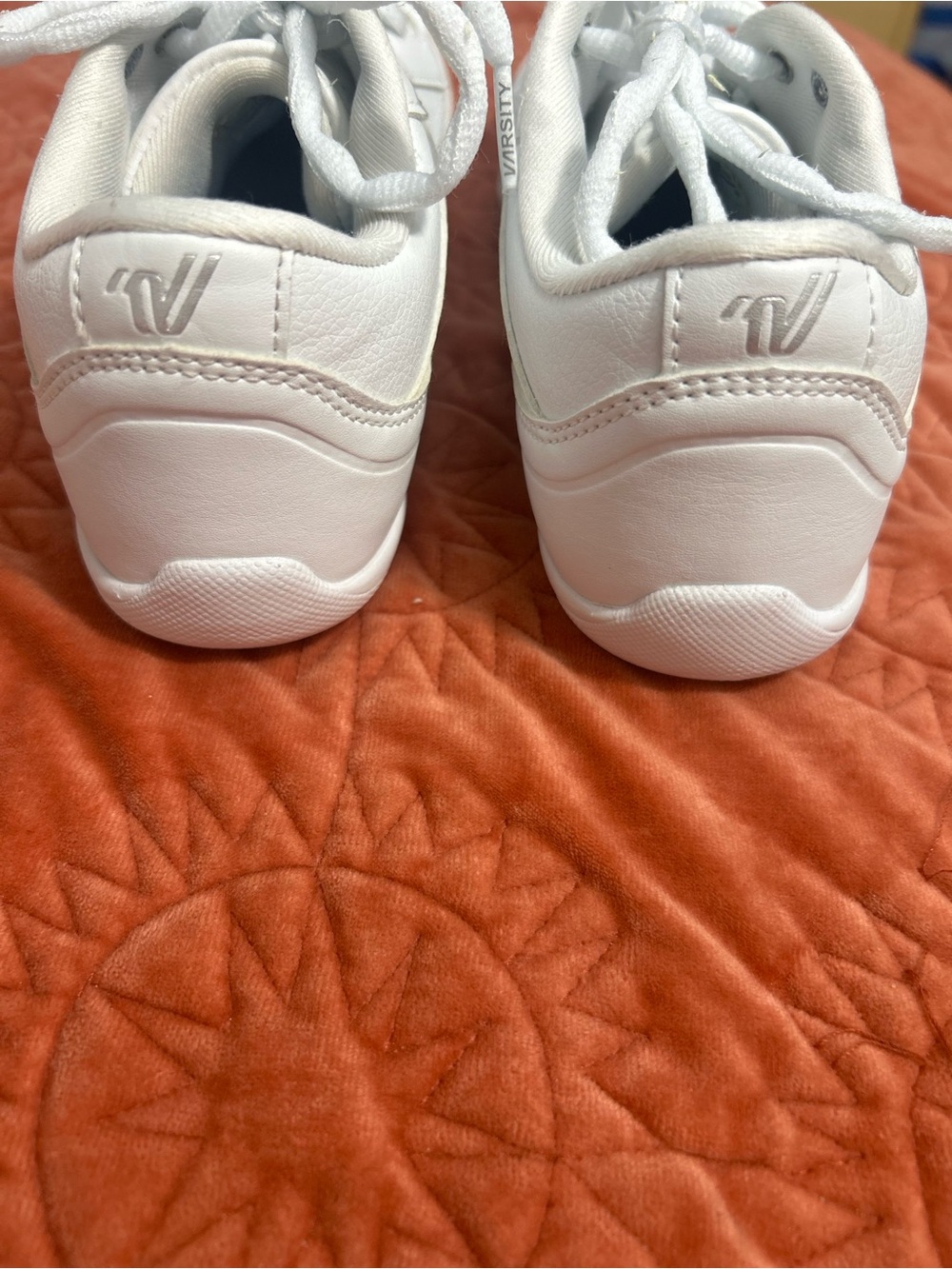 Varsity Cheerleaders C3 White Athletic Sneakers with Blue Insole - Picture 7 of 9